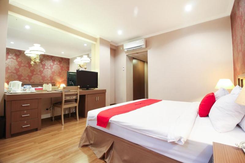Reddoorz Premium @ Slamet Riyadi 2 Solo المظهر الخارجي الصورة